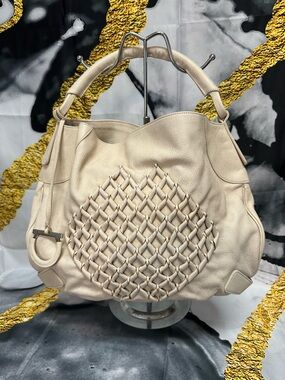 Salvatore Ferragamo Cream Woven Leather Shoulder Bag - Elegant Everyday Tote